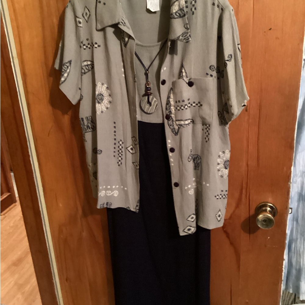 Vintage K Petites ladies two piece it’s two piece maxi dress, size 10P